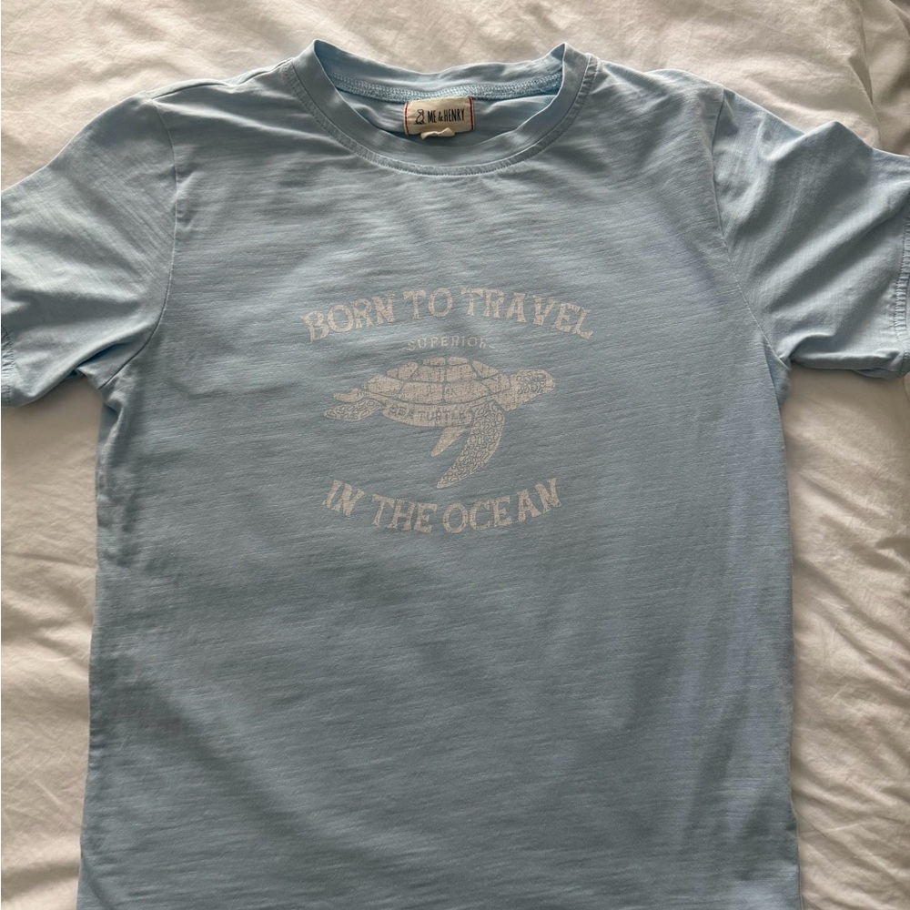 Light Blue Kids 'Born to Travel' Turtle Graphic Tee